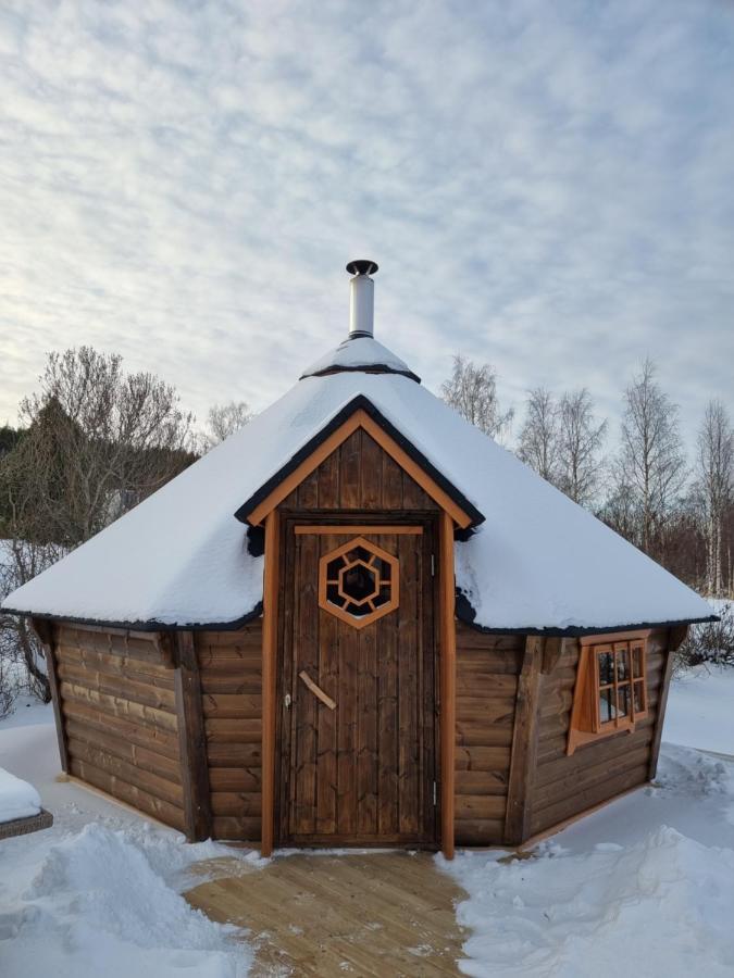 The Friendly Moose Hotel Overtornea Buitenkant foto