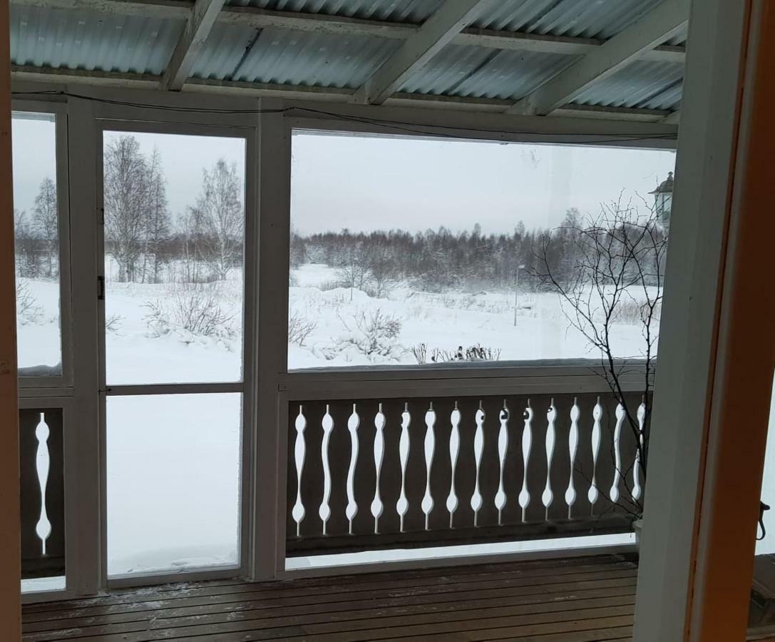 The Friendly Moose Hotel Overtornea Buitenkant foto
